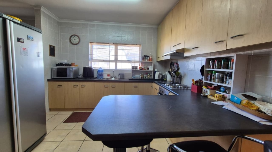 3 Bedroom Property for Sale in Country Club Western Cape